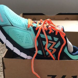361 Running Shoes BNIB Women’s 9